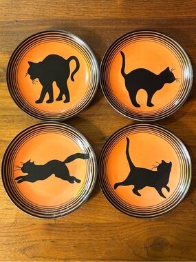 2005 Liz Ross BIA Cordon Bleu set of 4 Black Cat 6.5” plates